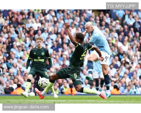 英超焦点战波尔图大胜里昂红牌事件引发全场热议与转会传闻