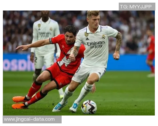 德甲激战：多特蒙德大胜尤文图斯全场沸腾补时进球成焦点