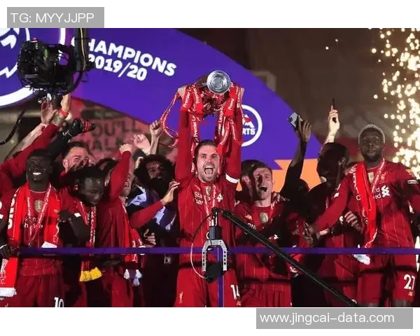 友谊赛精彩回顾AC米兰逆转利物浦乌龙球瞬间引发全场欢呼