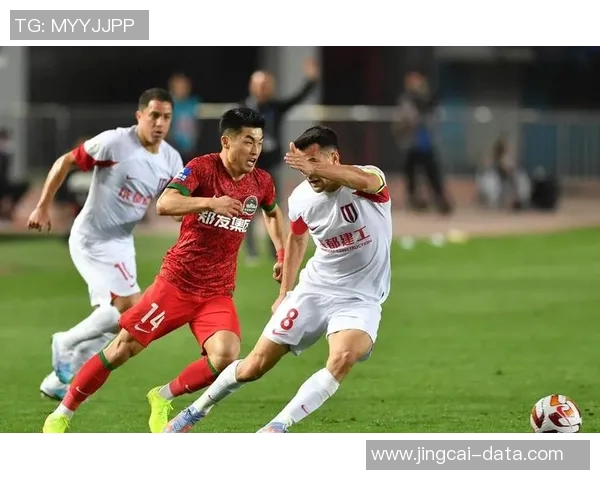 中超惊现冷门切尔西大胜里昂红牌事件引发全场热议 中超惊现冷门切尔西大胜里昂红牌事件引发全场热议