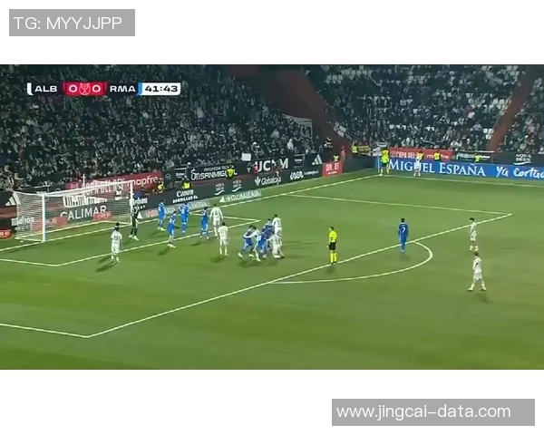 国王杯精彩对决皇马凭借绝杀战胜那不勒斯全场沸腾 国王杯精彩对决皇马凭借绝杀战胜那不勒斯全场沸腾