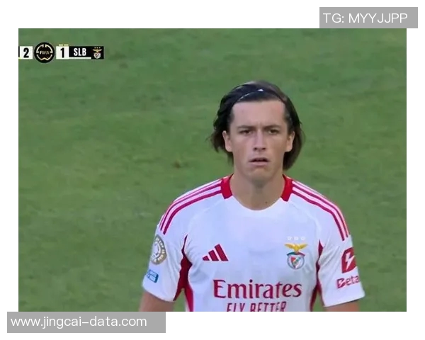 本菲卡狂胜巴萨5-1帽子戏法引爆全场激情瞬间回顾