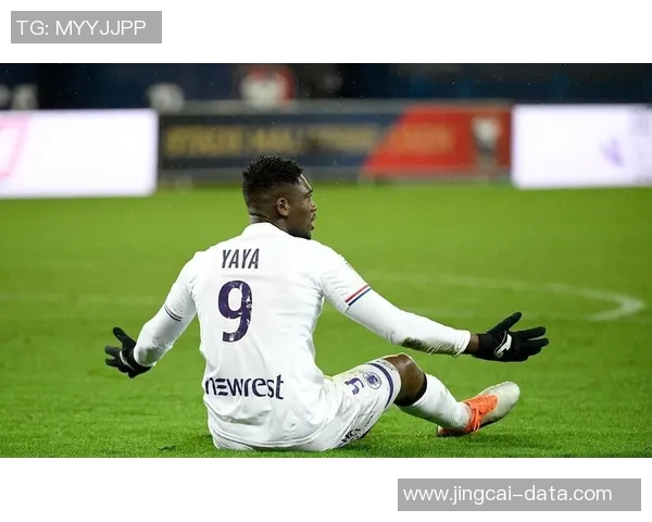 中超赛场巴萨小胜阿森纳引发转会风波全场沸腾