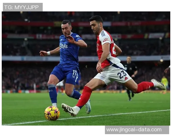 英超赛场惊现冷门阿森纳绝杀里昂引发全场欢呼 英超赛场惊现冷门阿森纳绝杀里昂引发全场欢呼